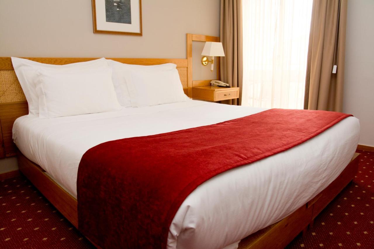 Hotel Rainha D. Amelia, Arts & Leisure Castelo Branco  Luaran gambar