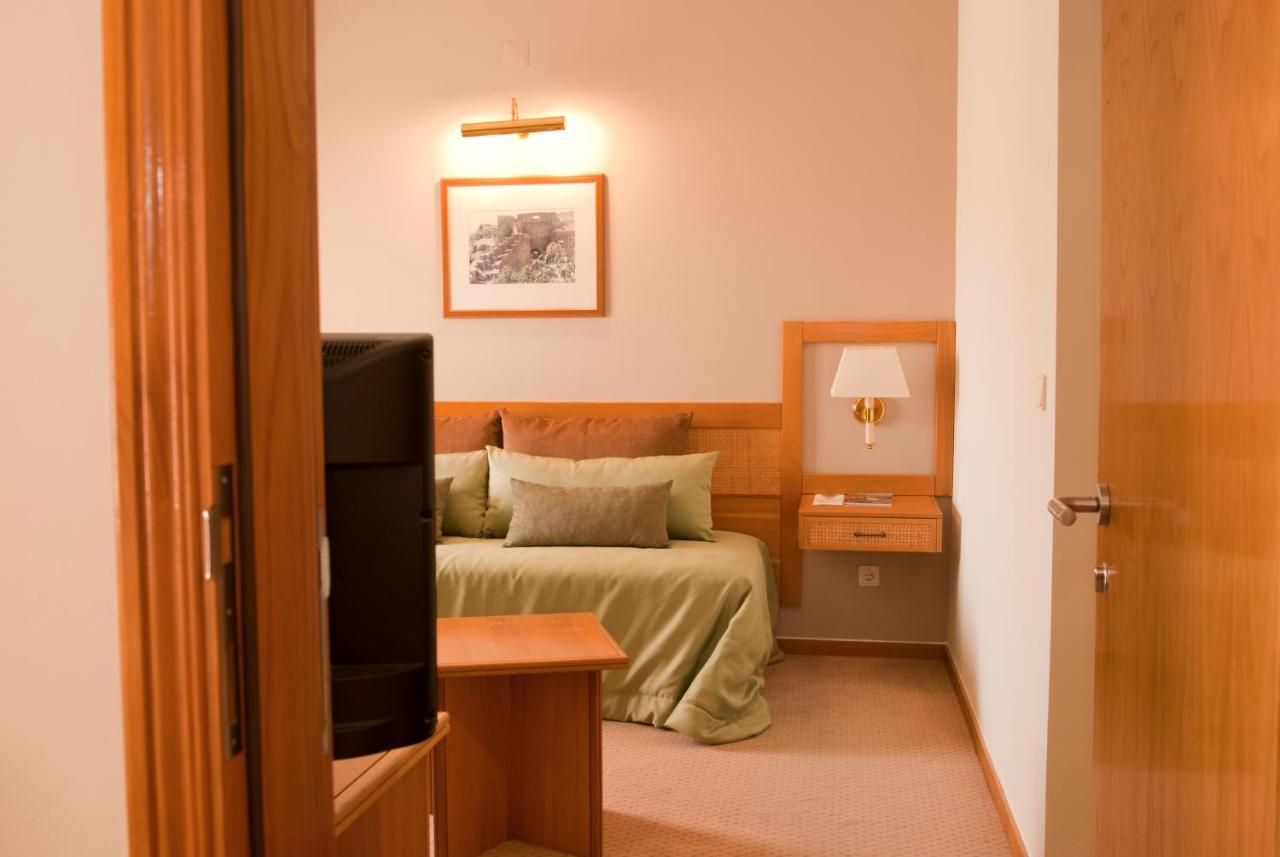 Hotel Rainha D. Amelia, Arts & Leisure Castelo Branco  Luaran gambar