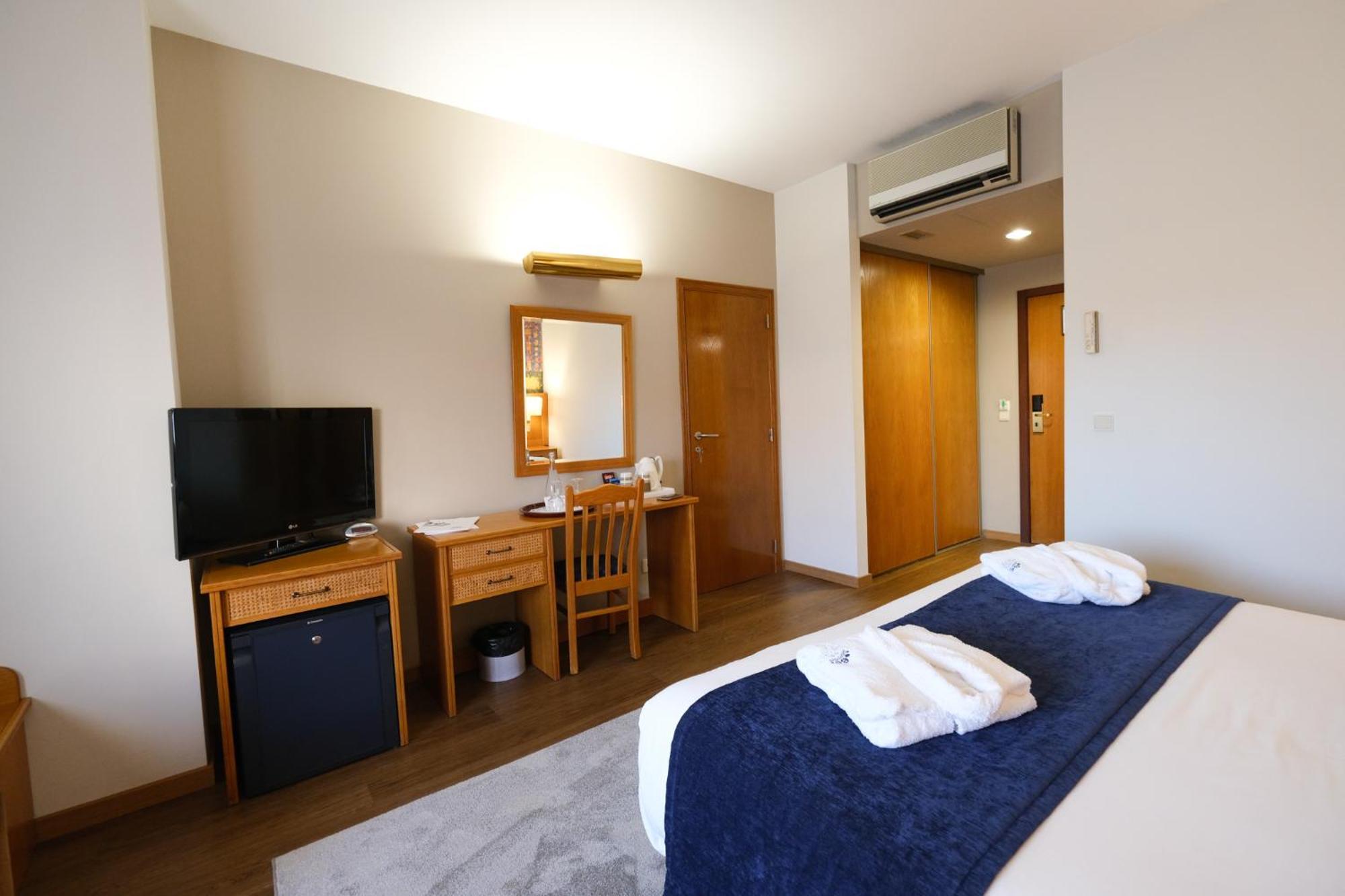 Hotel Rainha D. Amelia, Arts & Leisure Castelo Branco  Luaran gambar