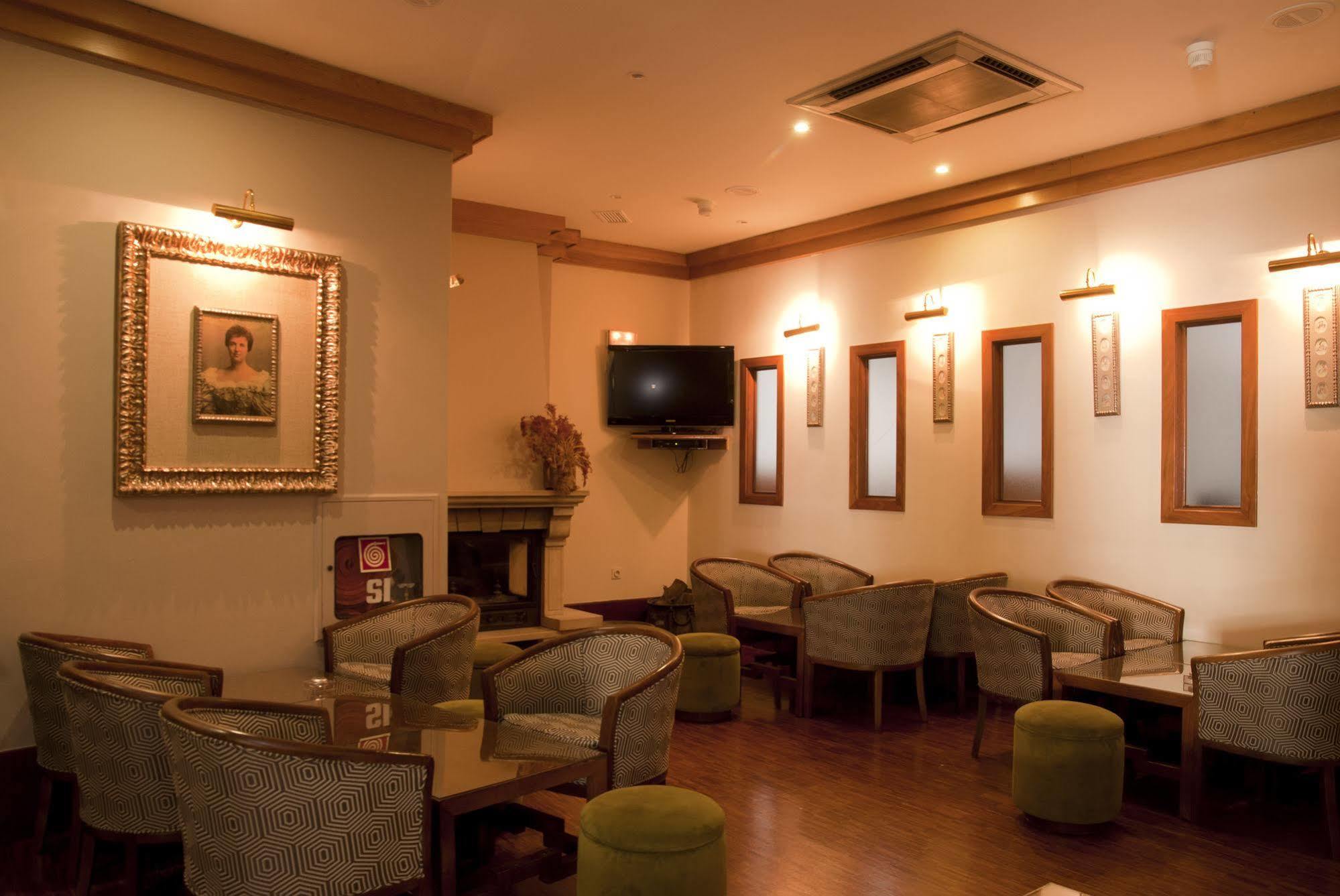 Hotel Rainha D. Amelia, Arts & Leisure Castelo Branco  Luaran gambar